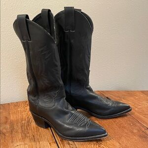 Vintage Justin Western Boots – Women’s 5½ C – Black Leather Snip To Toe